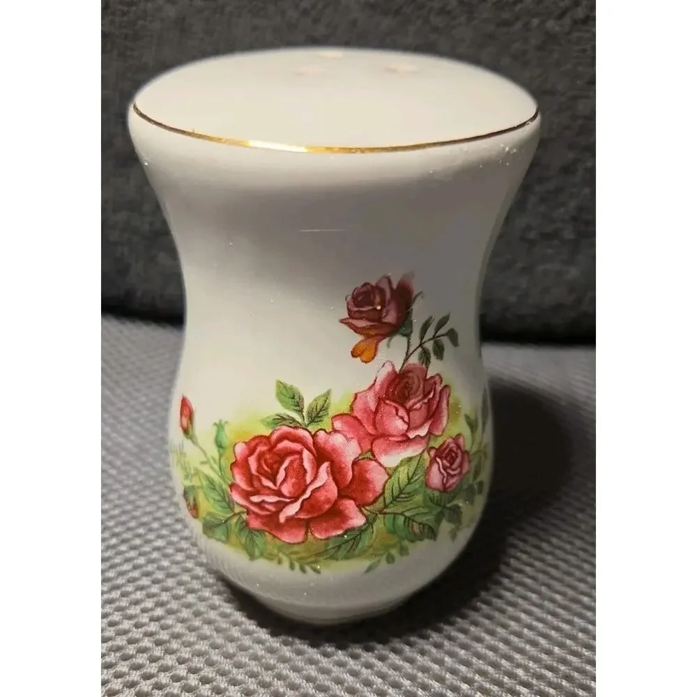 Vntg Porcelain Victorian Rose Salt & Pepper Shakers With Napkin Holder